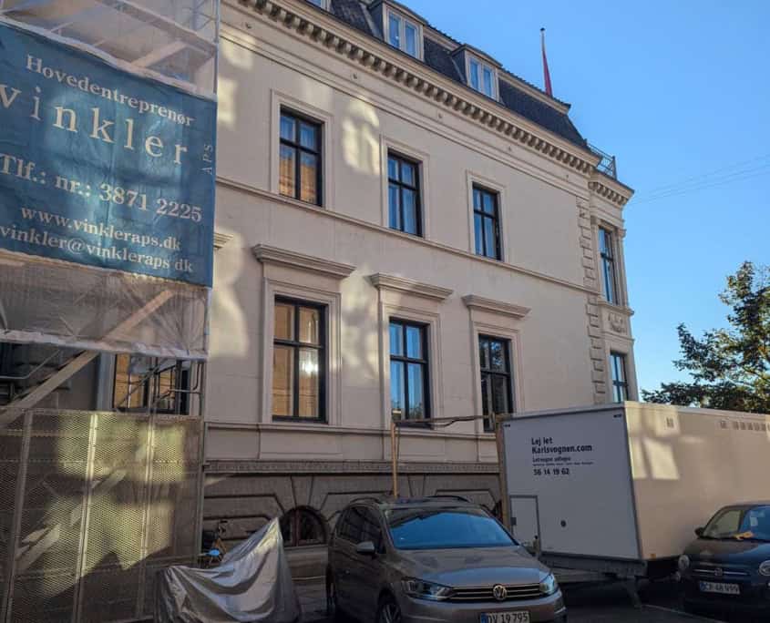 Flot facaderenovering i København lavet af Vinkler